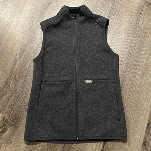 Figs charcoal vest